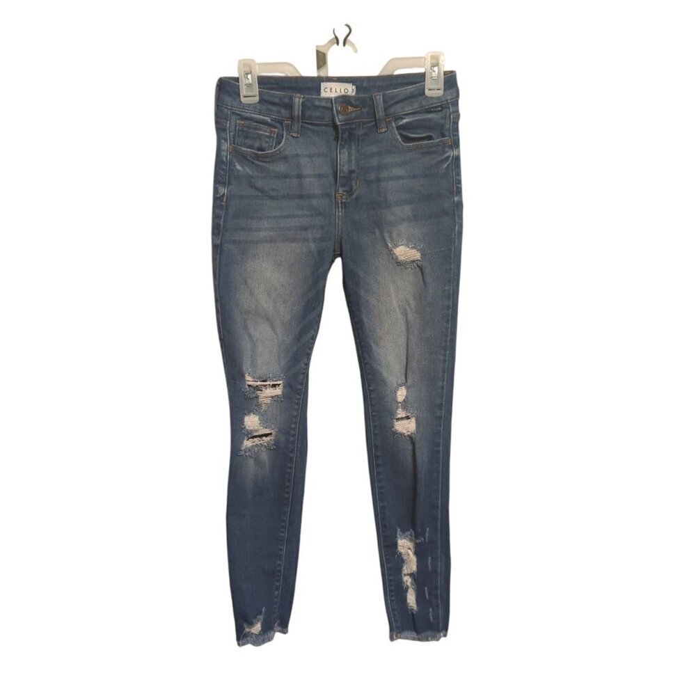 Cello Women's Size 5 Distressed Raw Hem